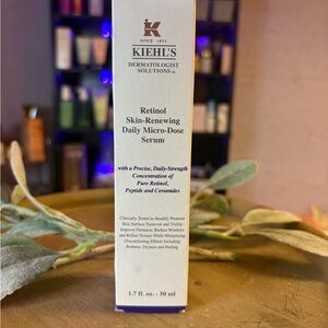 Kiehl's Retinol Skin-Renewing Serum - Cream